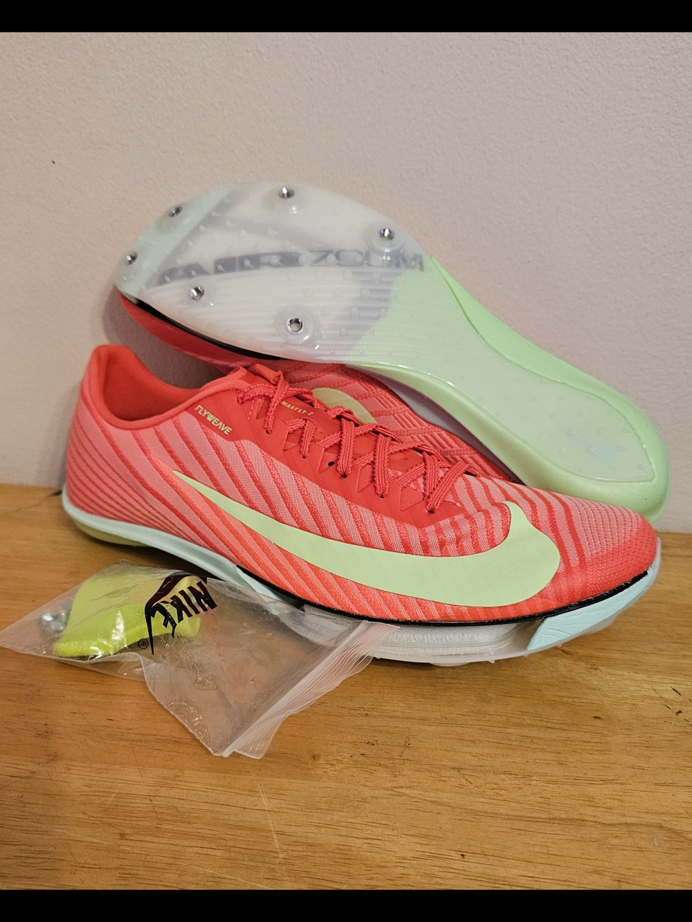 Men's Size  9 - Nike Air Zoom Maxfly 2 Bright Crimson Lime Blast